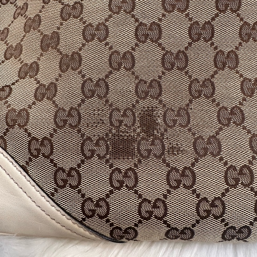 Authentic Gucci hobo bag - Picture 10 of 13